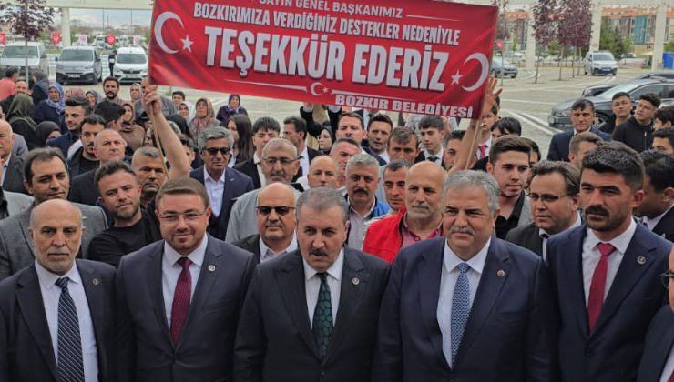 BÜYÜK BİRLİK PARTİSİ KONYA’DA BULUŞTU: GENEL BAŞKAN MUSTAFA DESTİCİ’YE COŞKULU KARŞILAMA