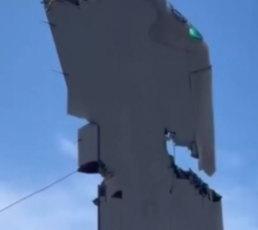 HAVALİMANINDA ALARM DURUMU: DEV THY UÇAĞI ANTALYA’DA RADAR DİREĞİNE ÇARPTI! KABİNDE BÜYÜK PANİK, 267 YOLCU ACİL KODUYLA TAHLİYE EDİLDİ!