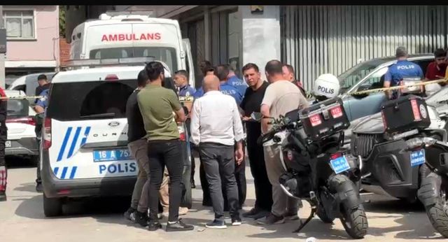 Bursa’da Çarşı Ortasında Dehşet: Ayakkabıcılar Çarşısı’nda Bir Kadını Öldürüp Canına Kıydı!