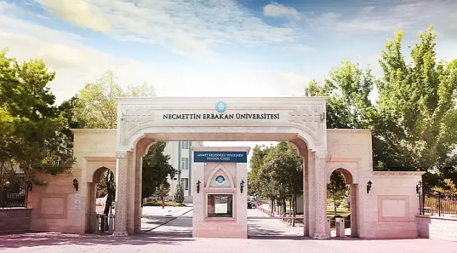 AKADEMİ DÜNYASINDA KONYA FIRTINASI: NECMETTİN ERBAKAN ÜNİVERSİTESİ DÜNYA DEVLERİNİ SALLADI! 5 YILDA 172 BASAMAK BİRDEN İLERLEDİ!