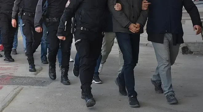 Konya Merkezli 24 İlde Dev Operasyon: Ehliyet Sınavında ‘Sesli’ Vurgun Yapan Şebekeye Darbe, 98 Gözaltı!