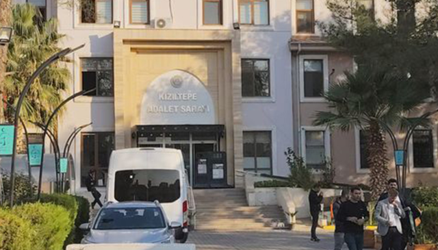 MARDİN’DE DEHŞET: İKİ AİLE ARASINDAKİ ‘YOL VERME’ KATLİAMINDA ÖLÜ SAYISI 3’E YÜKSELDİ! 5 KİŞİ TUTUKLANDI!