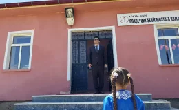 Konya’da Okulun Tek Öğrencisi İlayda Karnesini Aldı!
