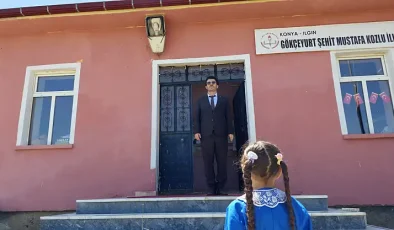 Konya’da Okulun Tek Öğrencisi İlayda Karnesini Aldı!