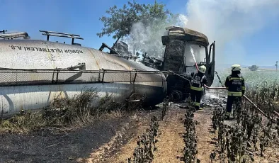 Konya’da Korkutan Kaza: Şarampole Devrilen Çimento Tırı Alev Alev Yandı!