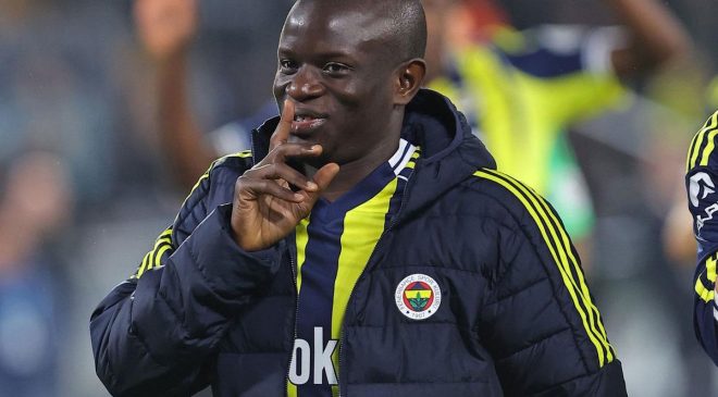 DÜNYA KUPASI ÖNCESİ MBAPPE’DEN FENERBAHÇELİ KANTE’YE ÖVGÜ YAĞMURU: “64 YAŞINDA BİLE SAHADA KOŞMAYA DEVAM EDEBİLİR!”