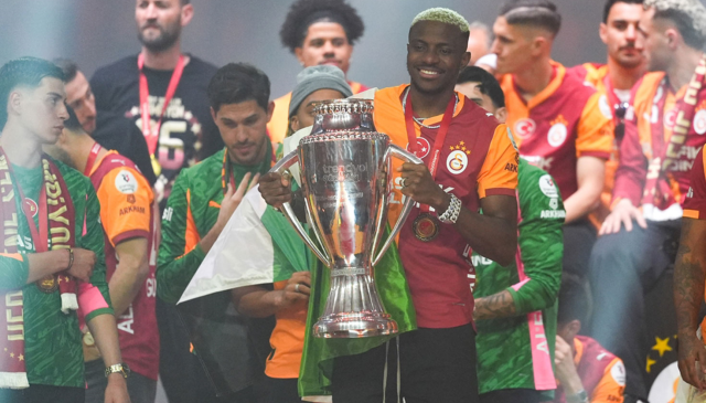 Osimhen’e İngiliz Devi Kancayı TakTI! Galatasaray Kapıyı 150 Milyon Euro’dan Açıyor!
