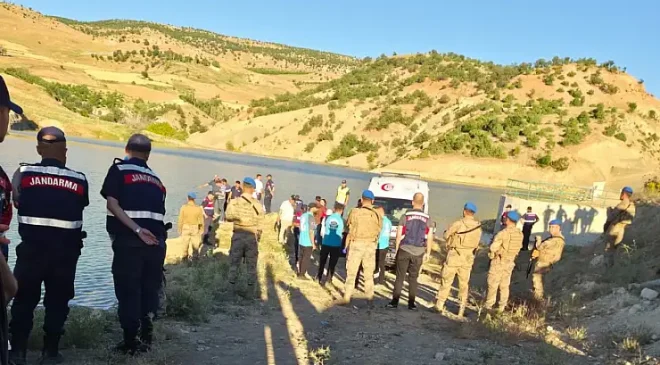 Adıyaman’da Kahreden Ölüm: Serinlemek İçin Gölete Giren 15 Yaşındaki Mert Efe Can Verdi!