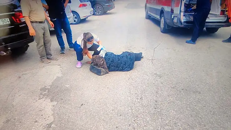 Otomobilin Çarptığı 75 Yaşındaki Engelli Kadın Hastanede Hayatını Kaybetti!