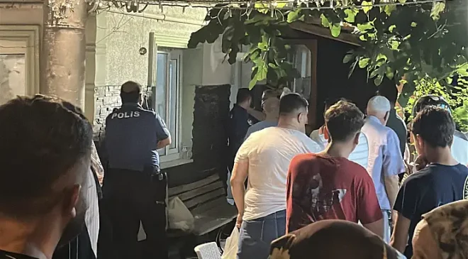 Evlat Acısıyla Yürekler Dağlandı: “Yavrum Nereye Gidiyorsun, Kalksana”