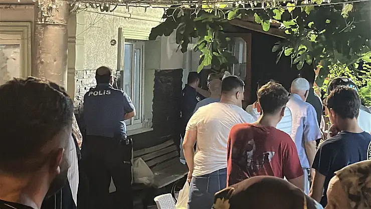Evlat Acısıyla Yürekler Dağlandı: “Yavrum Nereye Gidiyorsun, Kalksana”
