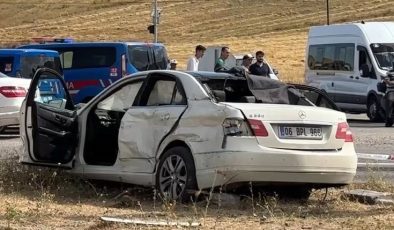 Çankırı’da Feci Kavşak Kazası: Tır ile Otomobil Çarpıştı! 3 Ölü, 2 Yaralı