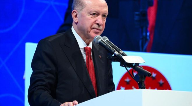Siyasi Kulisleri Sallayan İddia: İstanbul’da 3 Belediye Yöneticisi AK Parti’ye Geçiyor!