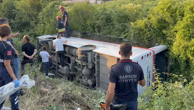 Samsun’da Halk Otobüsü Devrildi: 21 Kişi Yaralandı!