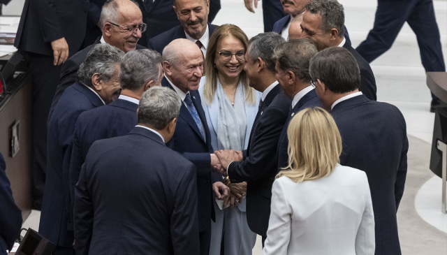 Bahçeli’den Özgür Özel’e Esprili “91 Milletvekili” Sorusu!