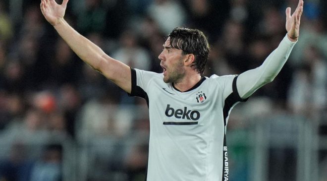 Beşiktaş Kaybetmesine Rağmen Avrupa Ligi Biletini Captı!