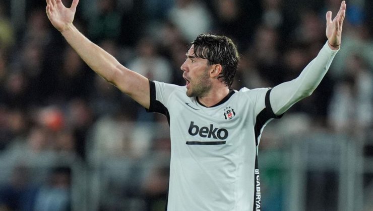Beşiktaş Kaybetmesine Rağmen Avrupa Ligi Biletini Captı!