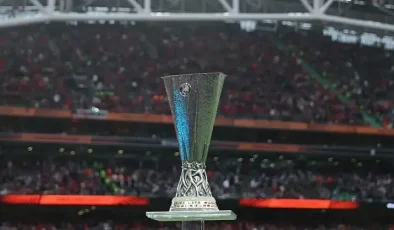 Temsilcilerimizin Avrupa Yolu Netleşti! Beşiktaş ve Trabzonspor’un Play-Off Rakipleri Belli Oldu