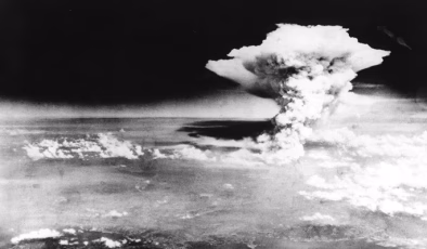 Hiroşima’ya Atılan Atom Bombası Doğada Olmayan Yeni Bir Maddenin Oluşmasına Yol Açtı!