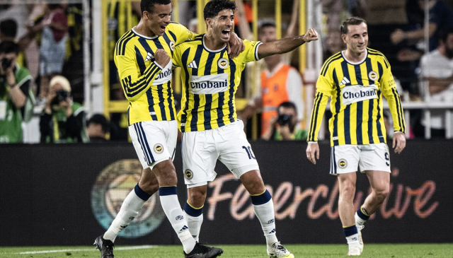Kadıköy’de Şampiyonlar Ligi Resitali! Fenerbahçe Yıldızlarıyla Tur Kapısını Araladı