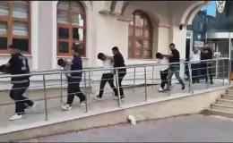 Konya’da Film Gibi Soygun Son Buldu! Sahte Plakalı, Maskeli 5 Soyguncu Adalete Teslim Edildi